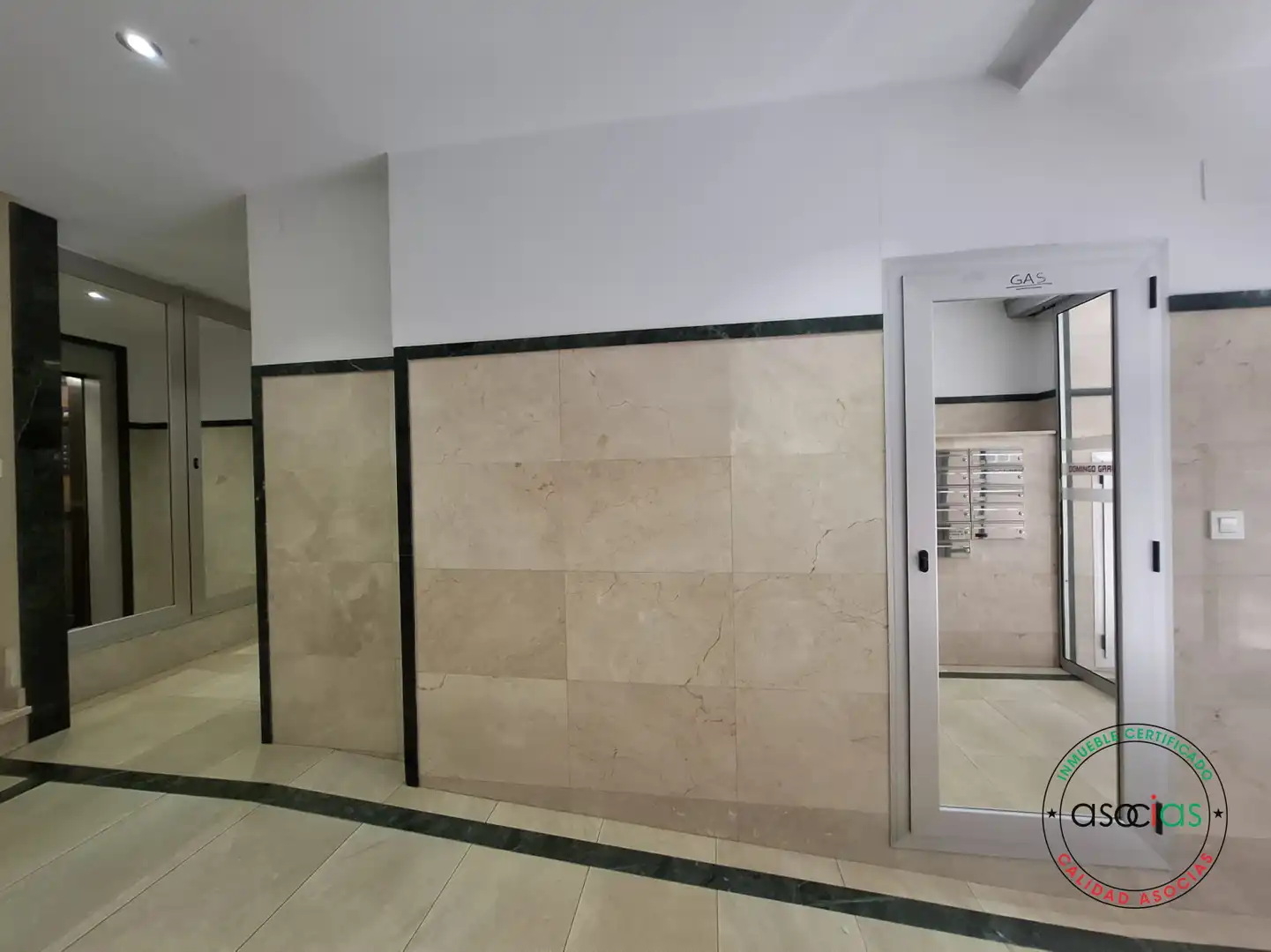 Piso en venta en Gijón  con Calefacción