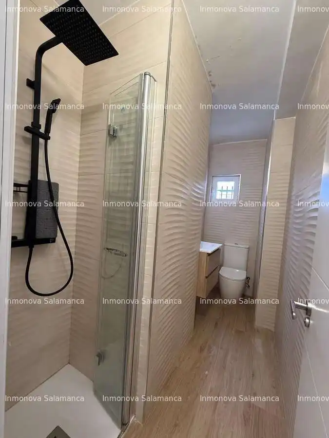 Baño de Piso en venta en Salamanca con Calefacción y Amueblado