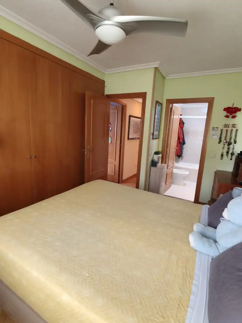 Habitación de Ático en venta en Madrid con Calefacción, Terraza y Trastero