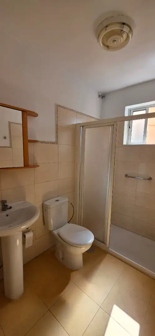 Flat for rent in Calle Virgen del Pilar, 2, La Feria