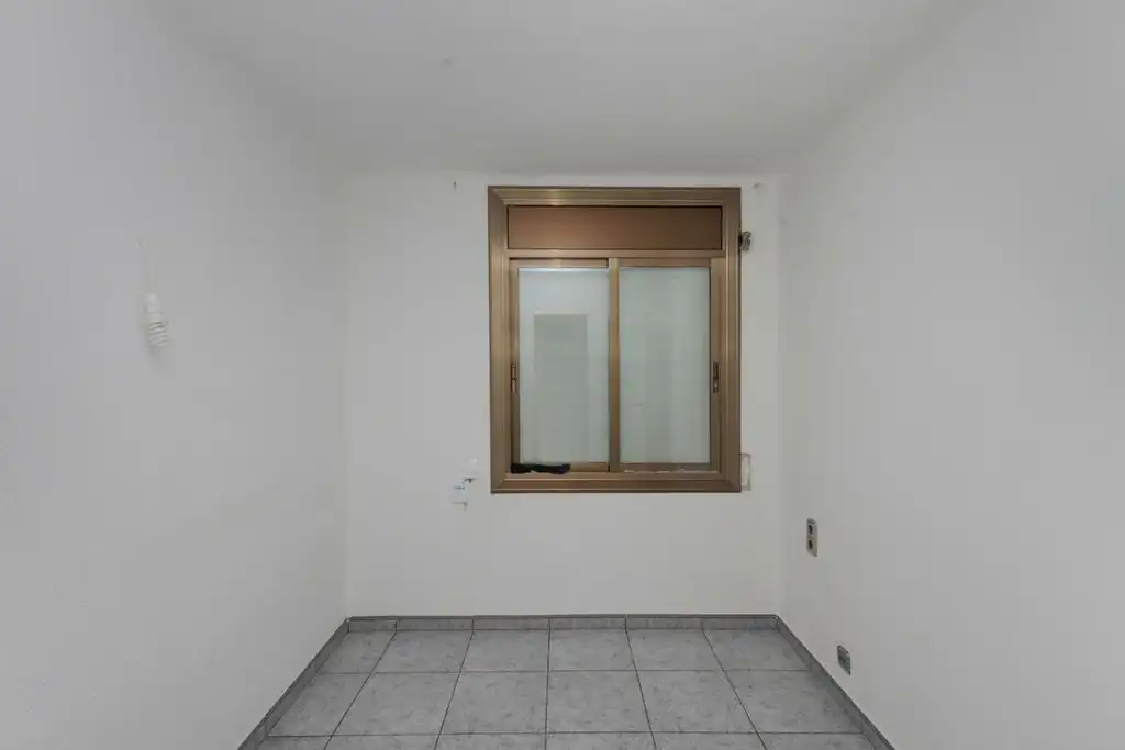 Flat for sale in C/ Romania, Can Parellada