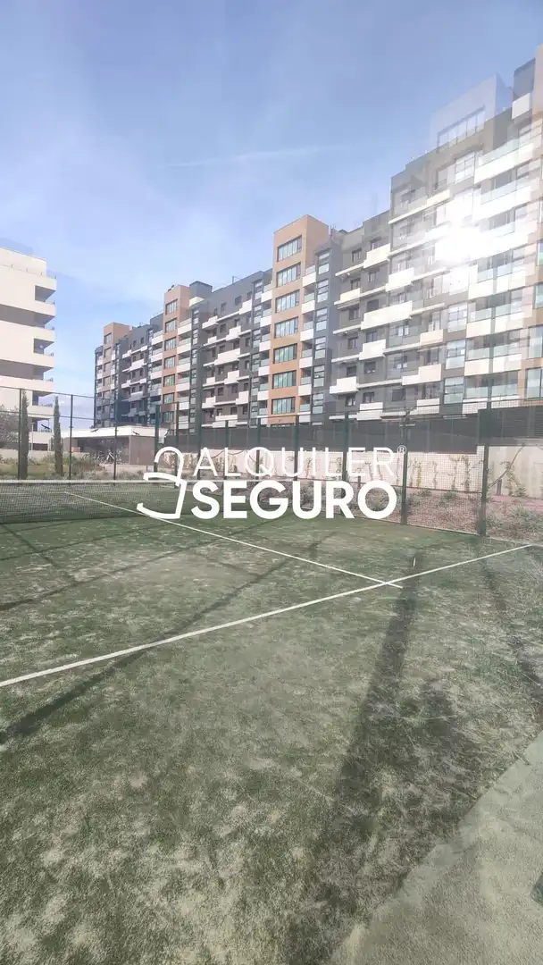 Jardí de Pis de lloguer en Tres Cantos amb Aire condicionat, Calefacció i Terrassa