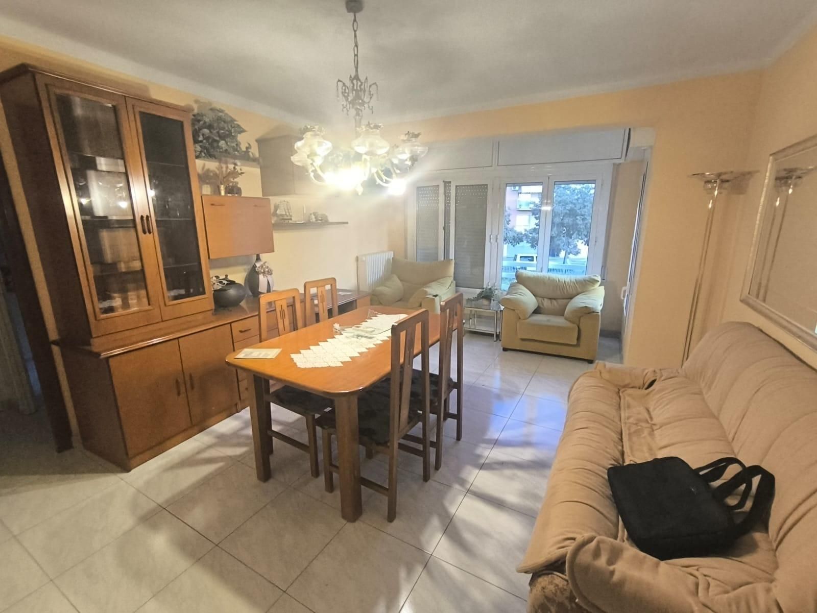 Flat to rent in Escodines
