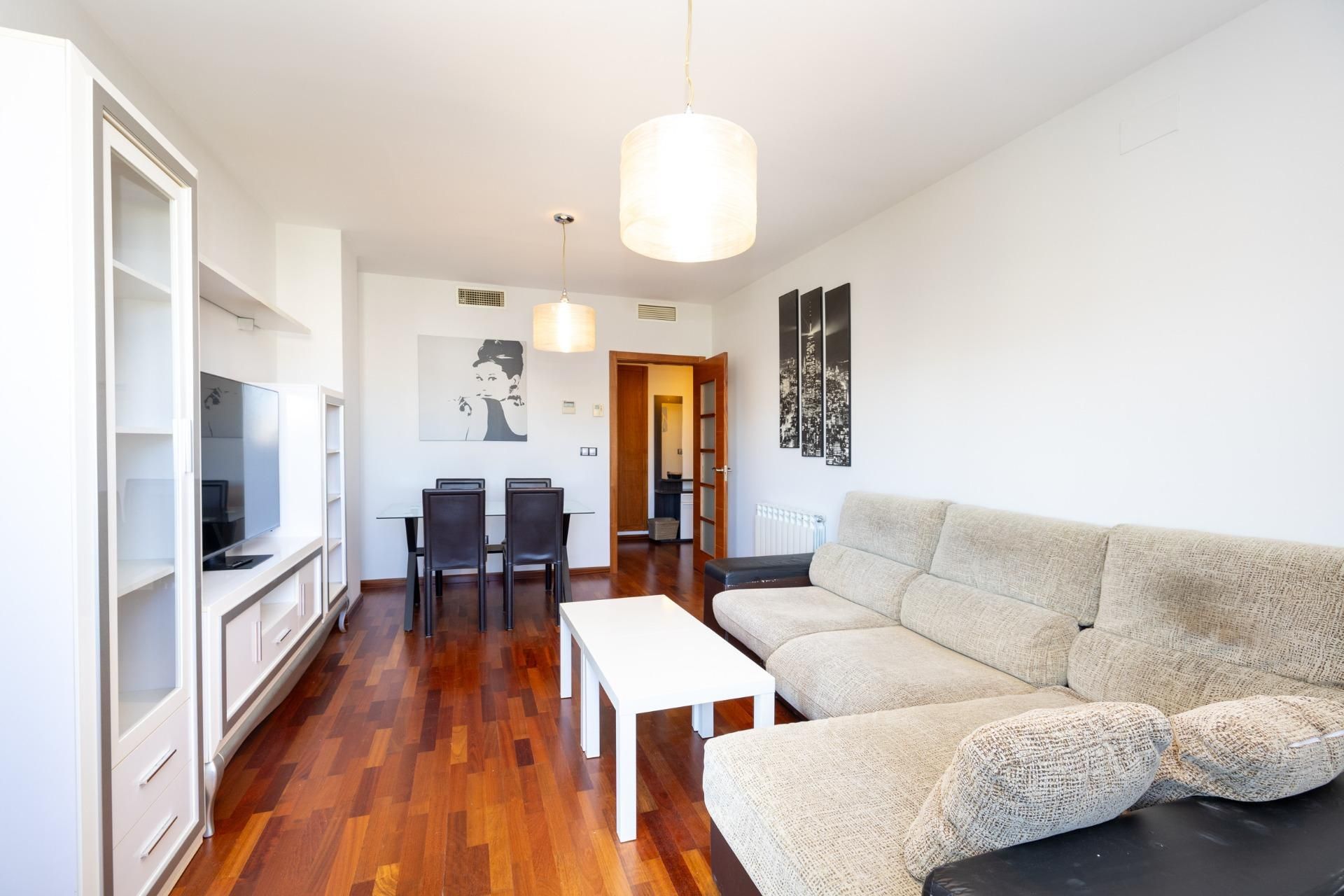 Flat for sale in Calle Catedrática Asunción Linares, Campus de la Salud
