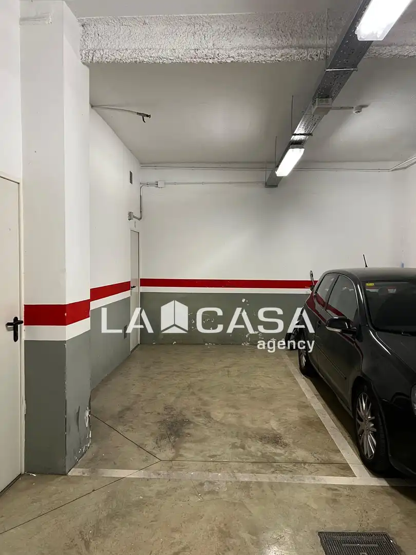 Aparcament en venda a Nou Barris, imagen 2