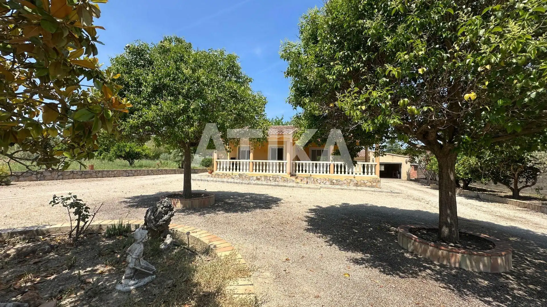 Vista exterior de Casa o chalet en venta en Ontinyent con Aire acondicionado, Jardín privado y Trastero