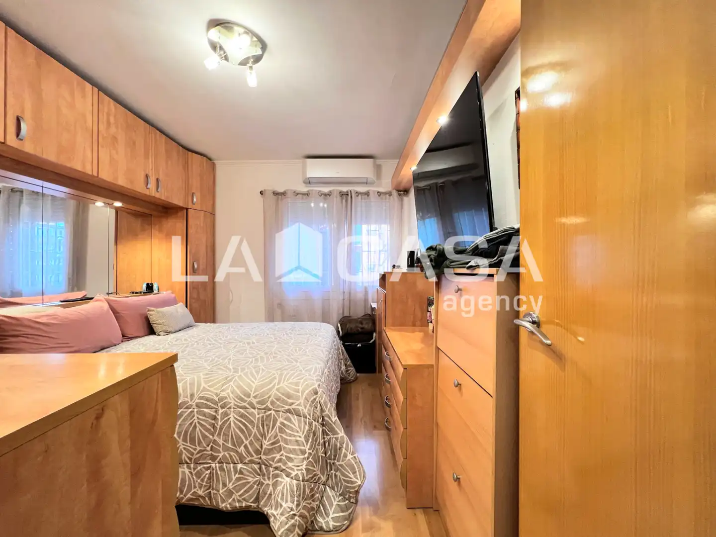 Bedroom of Flat for sale in Badalona  with Balcony