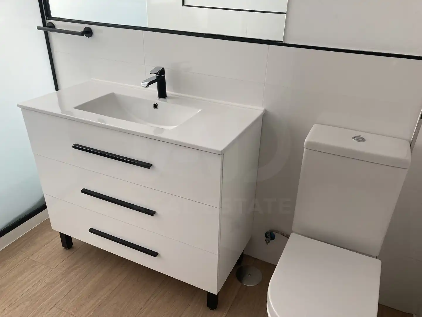 Badezimmer von Loft zum Verkauf in Las Rozas de Madrid mit Klimaanlage und Heizung