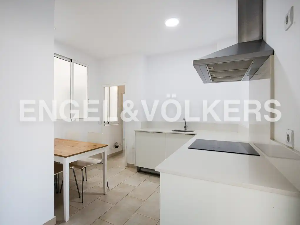 Cocina de Piso de alquiler en Valencia con Aire acondicionado, Calefacción y Balcón