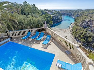 Casa amb balcó en venda a Cala Pi - Vallgornera