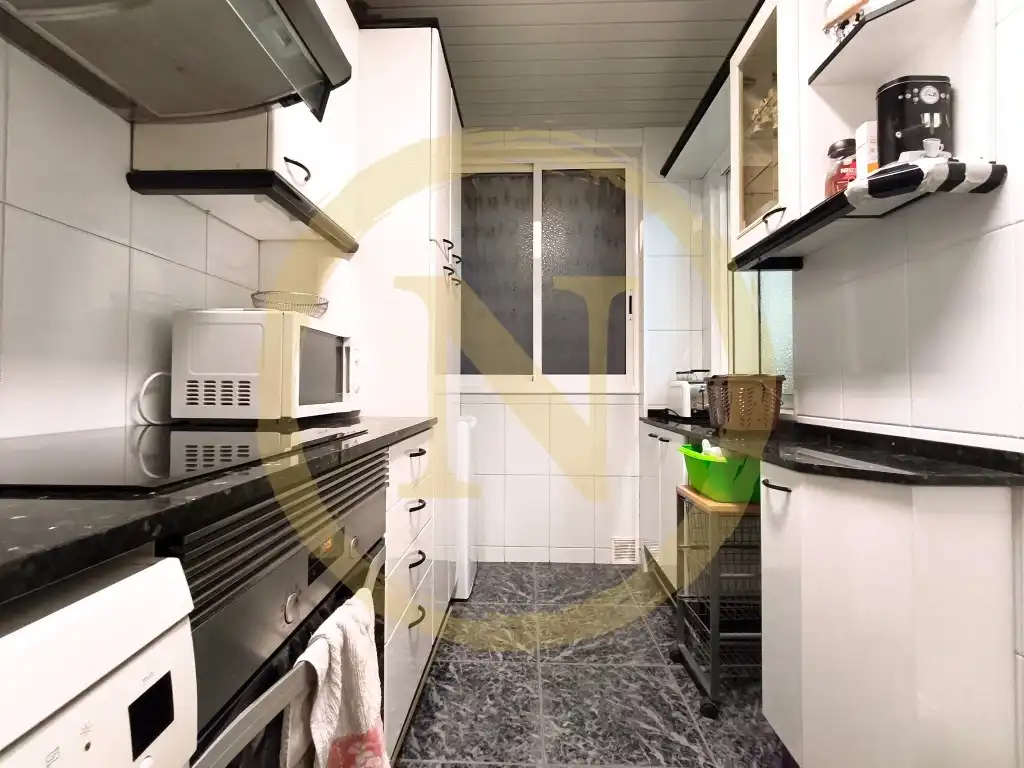 Cocina de Piso en venta en Barcelona