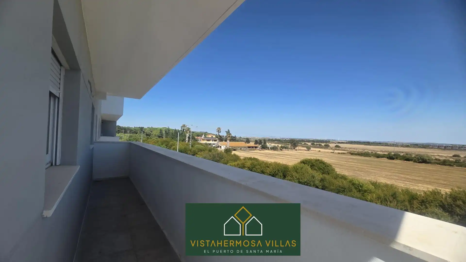 Terraza de Piso en venta en El Puerto de Santa María con Terraza y Piscina comunitaria