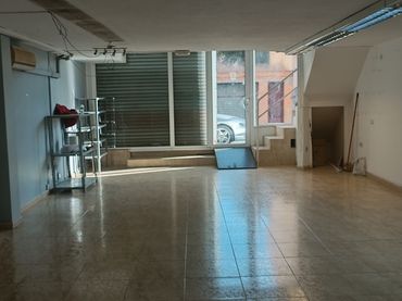 Local comercial de lloguer a Centre - Estació