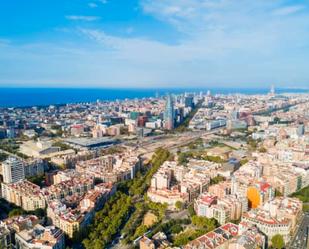 Vista exterior de Residencial en venda en  Barcelona Capital