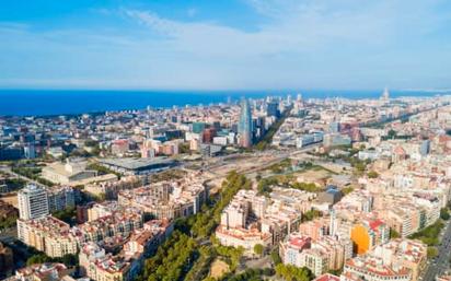 Vista exterior de Residencial en venda en  Barcelona Capital