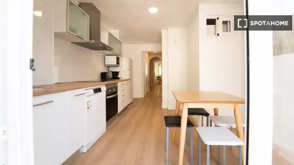 Cocina de Piso de alquiler en Barcelona con Aire acondicionado, Calefacción y Amueblado