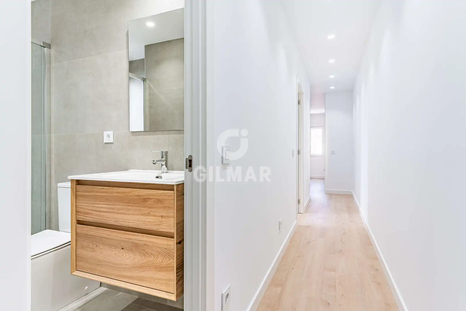 Flat for sale in Madrid  with Heating