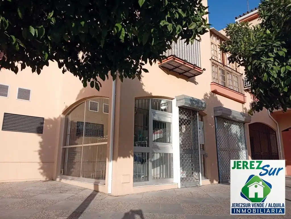 Vista exterior de Local en venda en Jerez de la Frontera