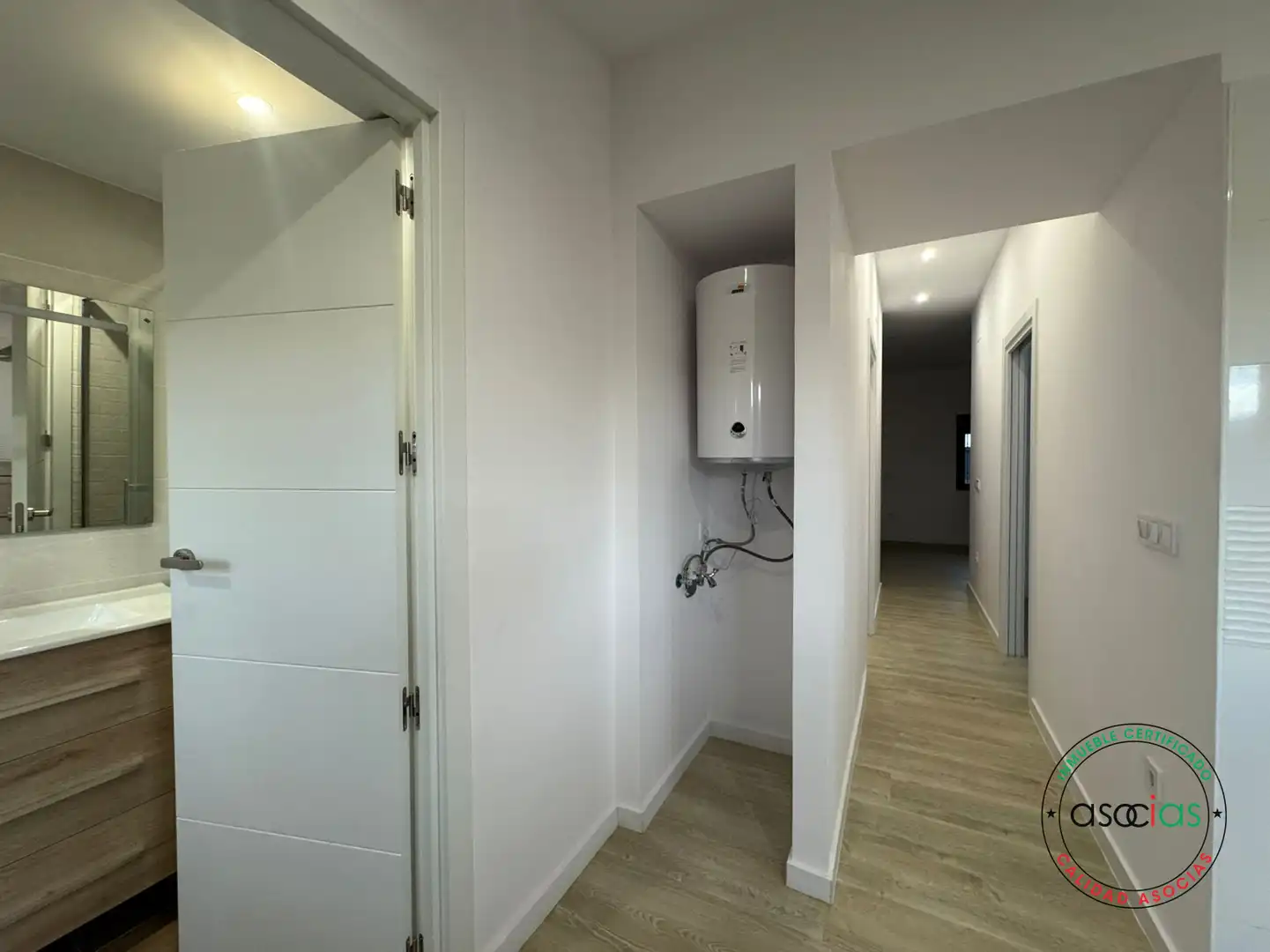 Casa adosada en venta en Gijón  con Calefacción y Jardín privado