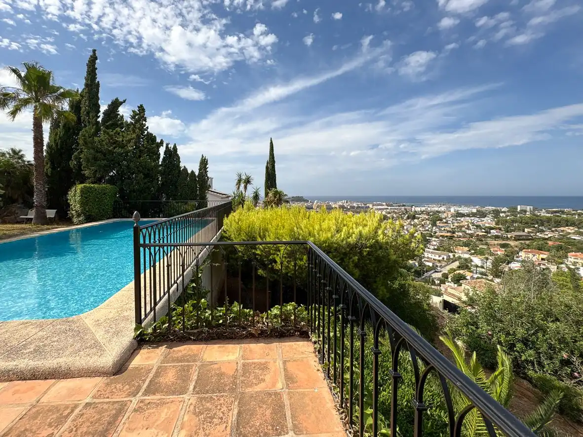 Villa avec piscine à vendre à Carrer de la Carrasca, imagen 18