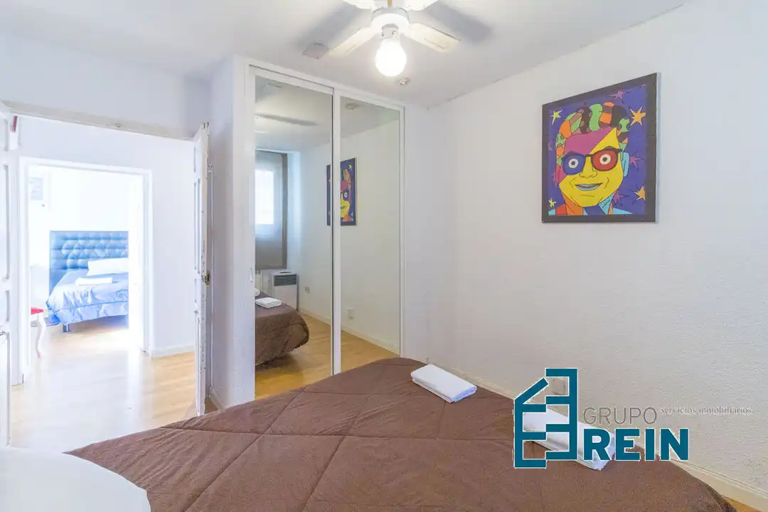 Schlafzimmer von Wohnung zum Verkauf in Madrid mit Klimaanlage und Heizung