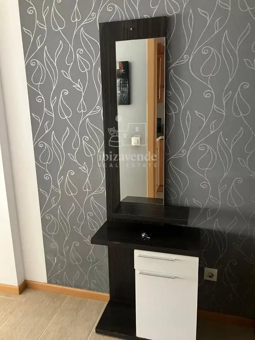 Wohnung zur Miete in Carrer Marià Villangomez, Santa Eulària