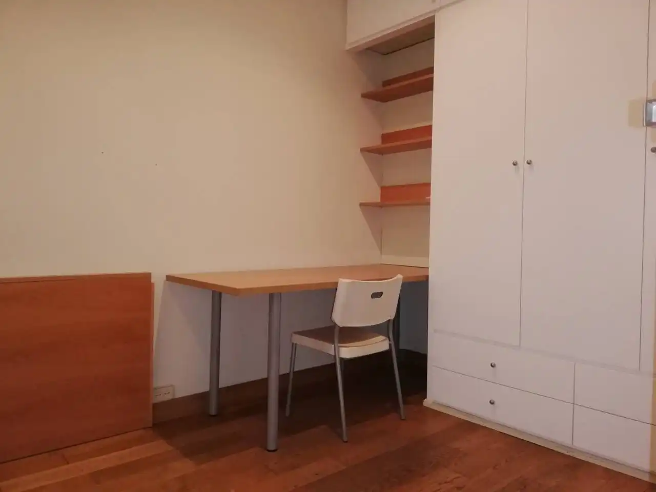 Schlafzimmer von Wohnung zur Miete in Girona mit Klimaanlage, Heizung und Parkett