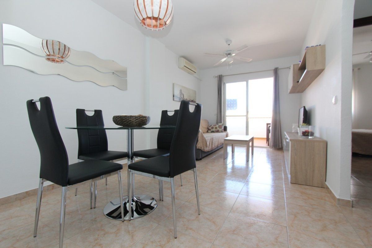 Dining room of Apartment to rent in Benalmádena  with Terrace and Community pool