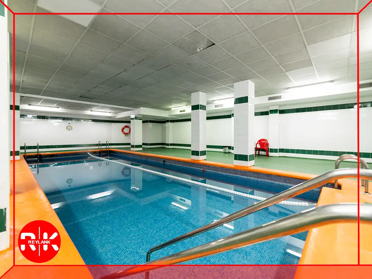 Piscina de Pis en venda en Coslada amb Aire condicionat, Calefacció i Traster