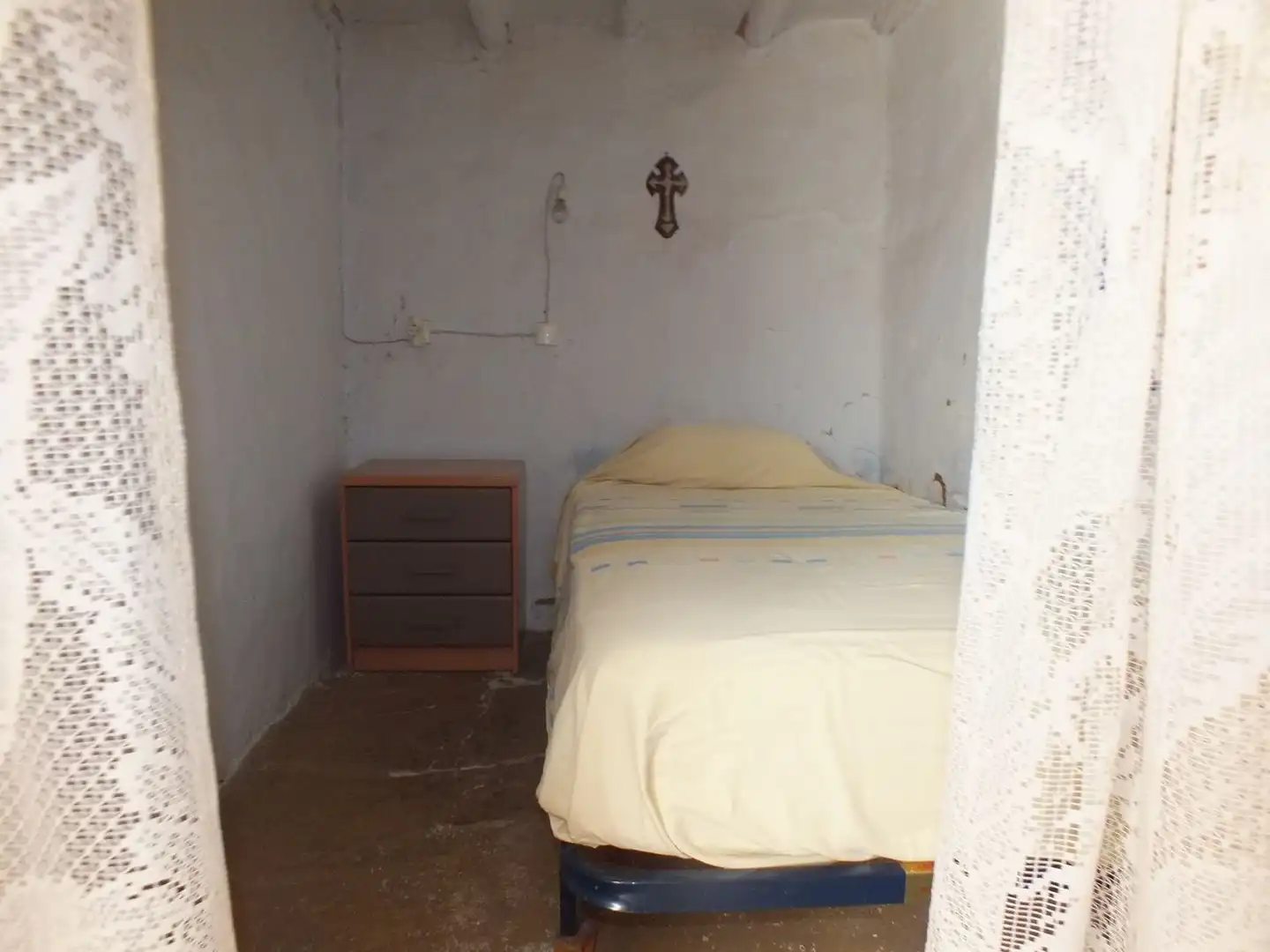 Schlafzimmer von Geschaftsraum zum Verkauf in Alquézar