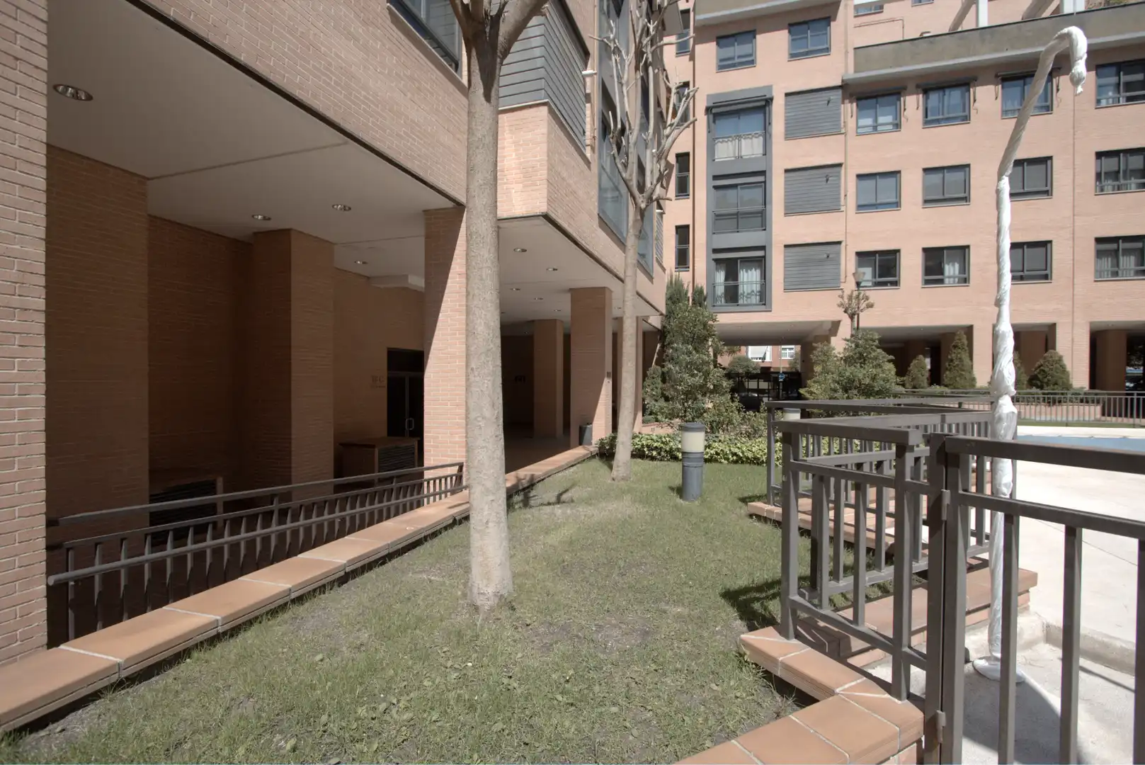 Exterior view of Flat for rent in Madrid  with Air Conditioner, Private garden and Storage room