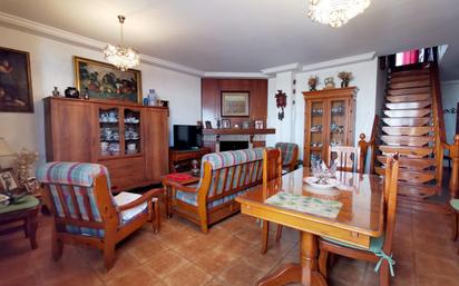 Living room of Flat for sale in Chiclana de la Frontera  with Heating, Terrace and Balcony