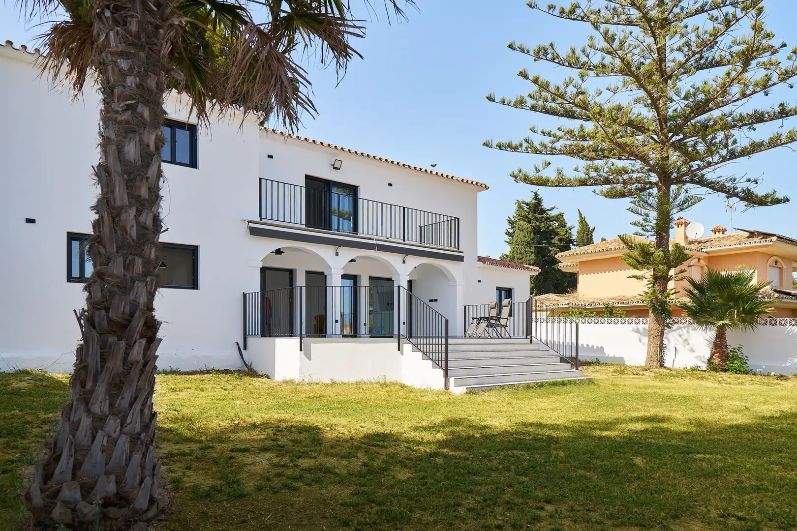 Außenansicht von Haus oder Chalet zum Verkauf in Mijas mit Heizung, Privatgarten und Terrasse