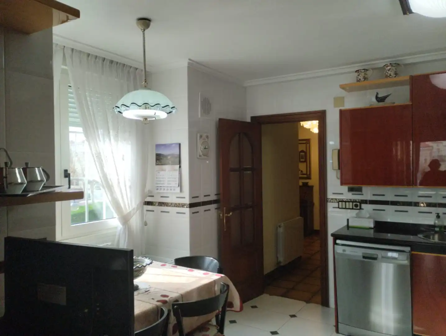 Cocina de Casa adosada en venta en Laredo con Calefacción, Jardín privado y Terraza