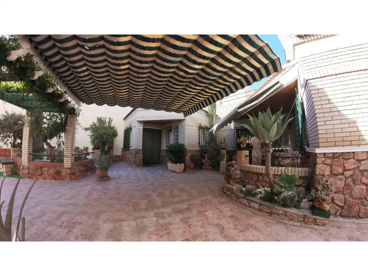 Jardí de Casa o xalet en venda en El Ejido amb Calefacció, Jardí privat i Terrassa