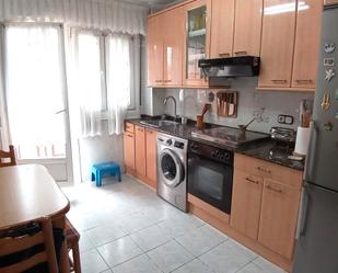 Cuina de Pis en venda en Santurtzi  amb Traster, Moblat i Balcó