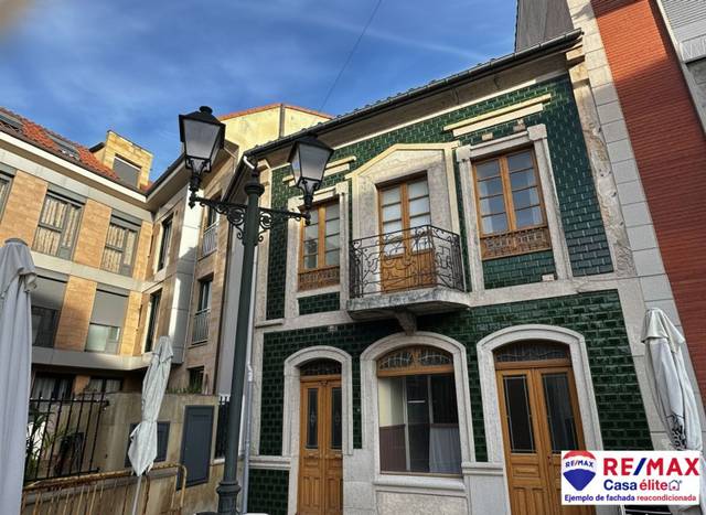 Casa-chalet en Venta en Noreña