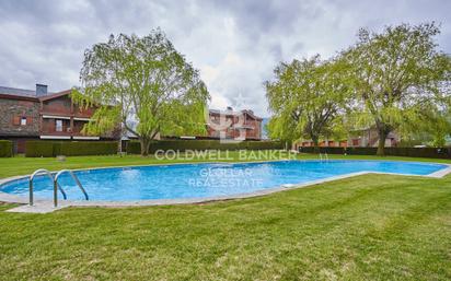 Piscina de Dúplex en venda en Palau - de - Cerdagne amb Terrassa