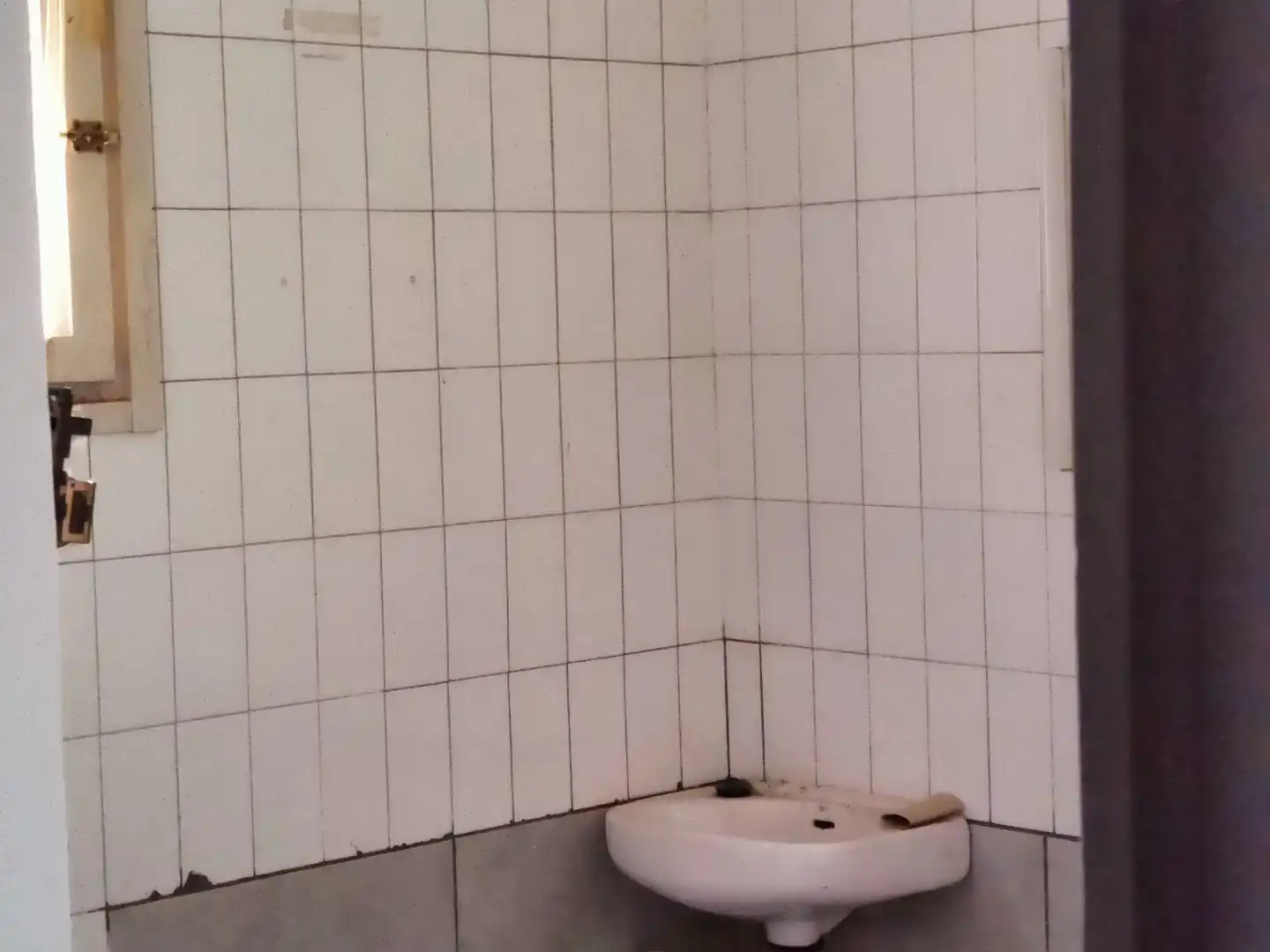 Bany de Local en venda en Girona