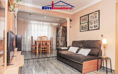 Living room of Attic for sale in Viladecans  with Heating, Storage room and Balcony