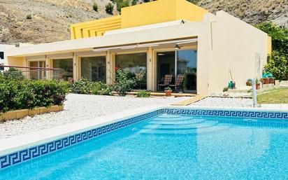 Piscina de Casa o xalet en venda en Torrox amb Aire condicionat, Terrassa i Piscina