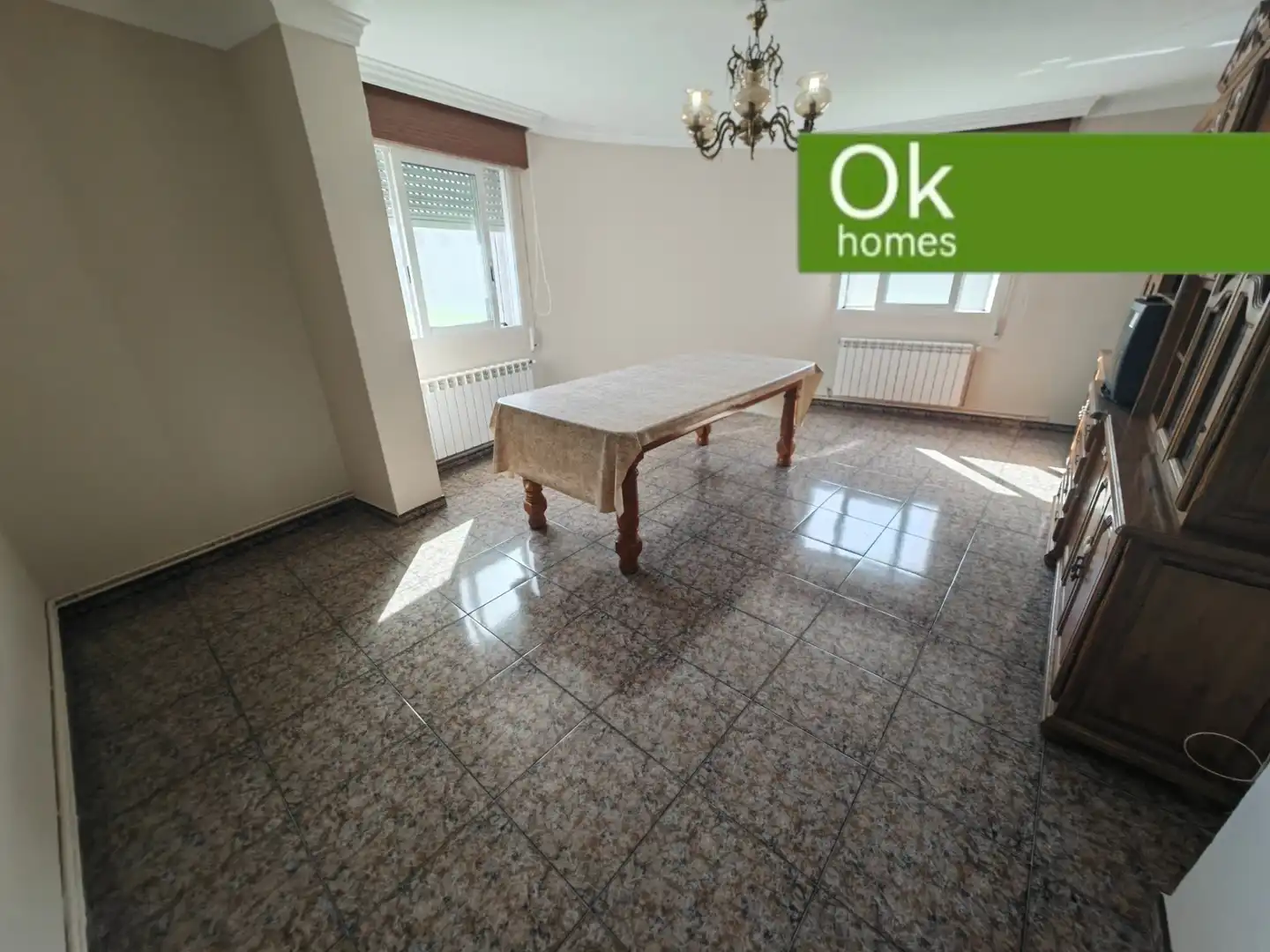 Comedor de Casa o chalet en venta en Friol con Calefacción, Jardín privado y Trastero