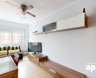 Living room of Flat for sale in Barberà del Vallès