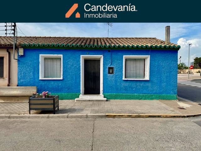Casa-chalet en Venta en Gurrea de Gállego