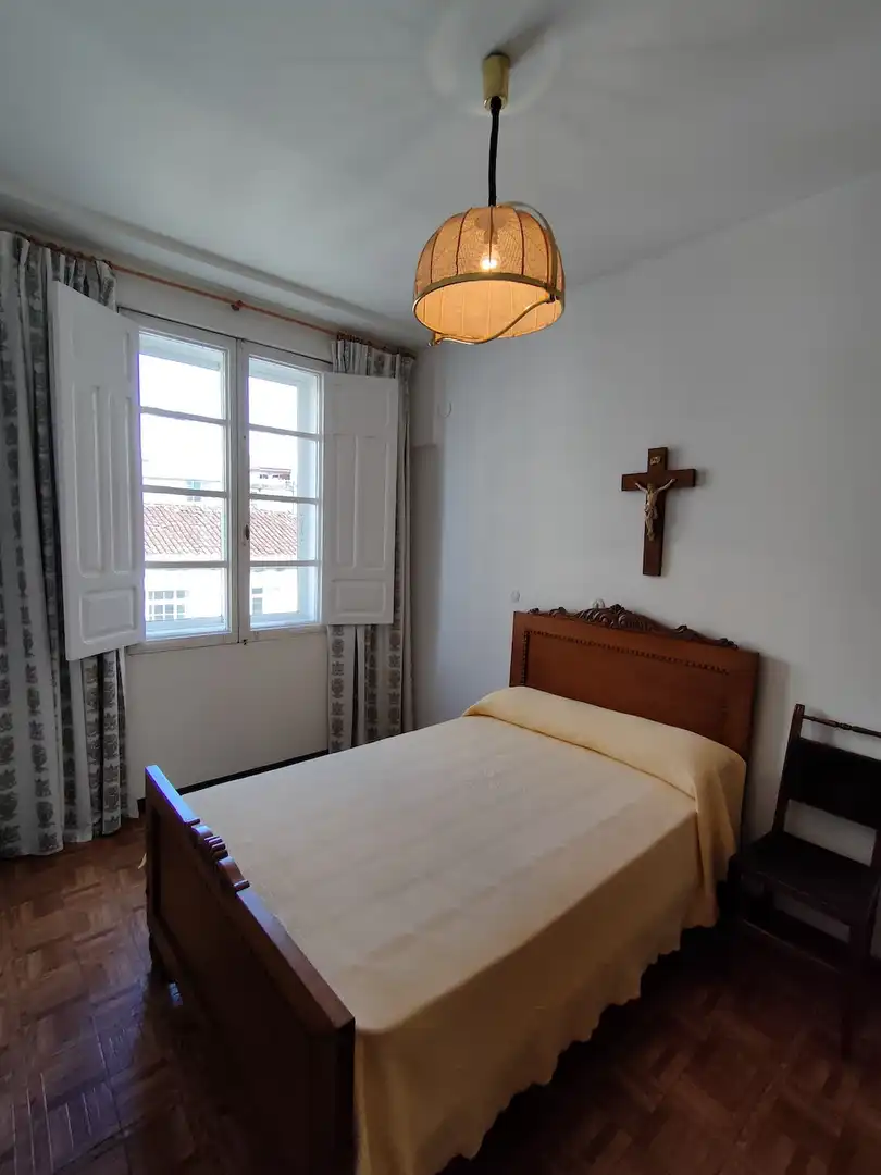 Habitación de Casa adosada en venta en Arzúa con Calefacción, Terraza y Trastero