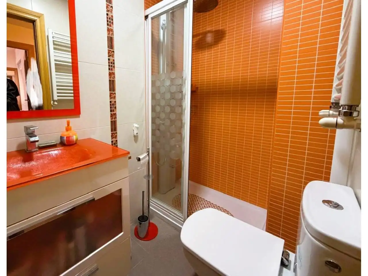 Baño de Piso en venta en Albacete con Calefacción, Trastero y Balcón