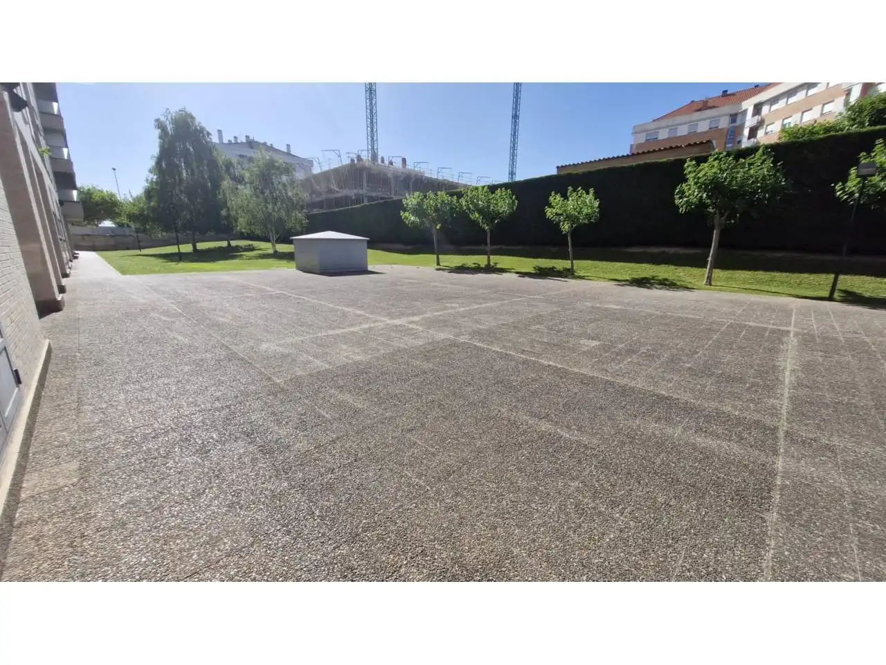 Aparcament de Pis en venda en  Logroño amb Calefacció, Parquet i Traster