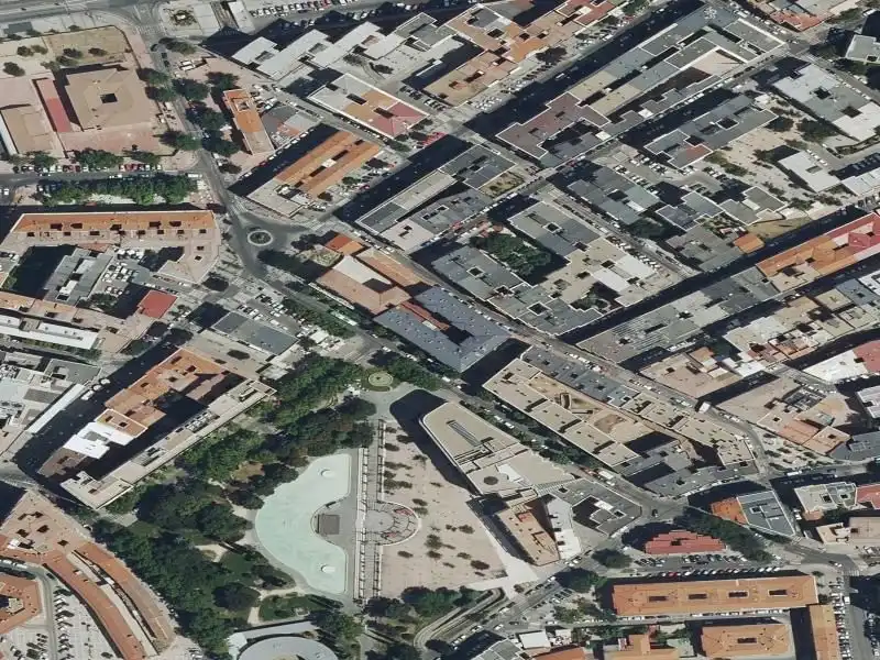 Locale commerciale in vendita a Calle Canarias, imagen 2