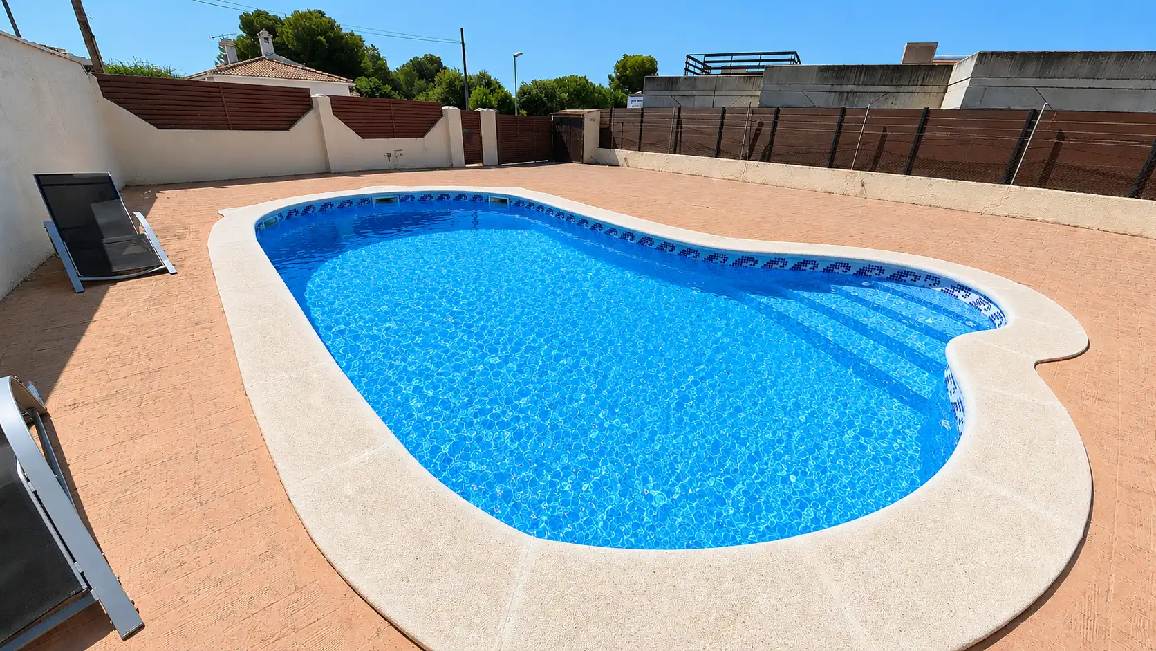 Piscina de Casa o chalet en venta en Cunit con Aire acondicionado, Calefacción y Jardín privado