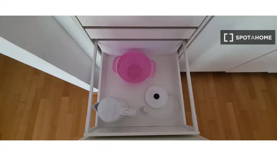 Cocina de Apartamento para compartir en Las Navas de la Concepción con Aire acondicionado, Terraza y Amueblado